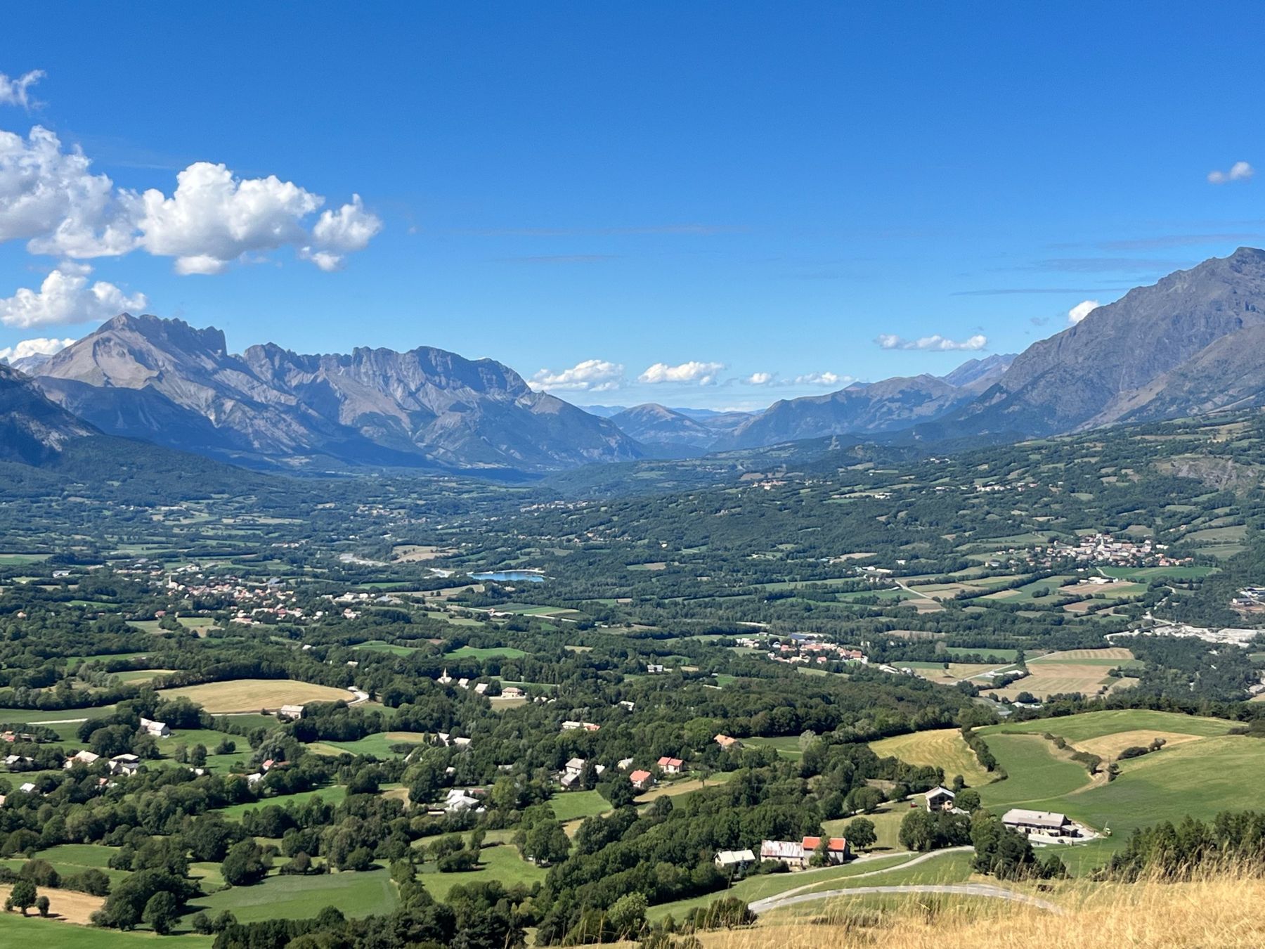 Vue panoramique sur la vallée du Champsaur